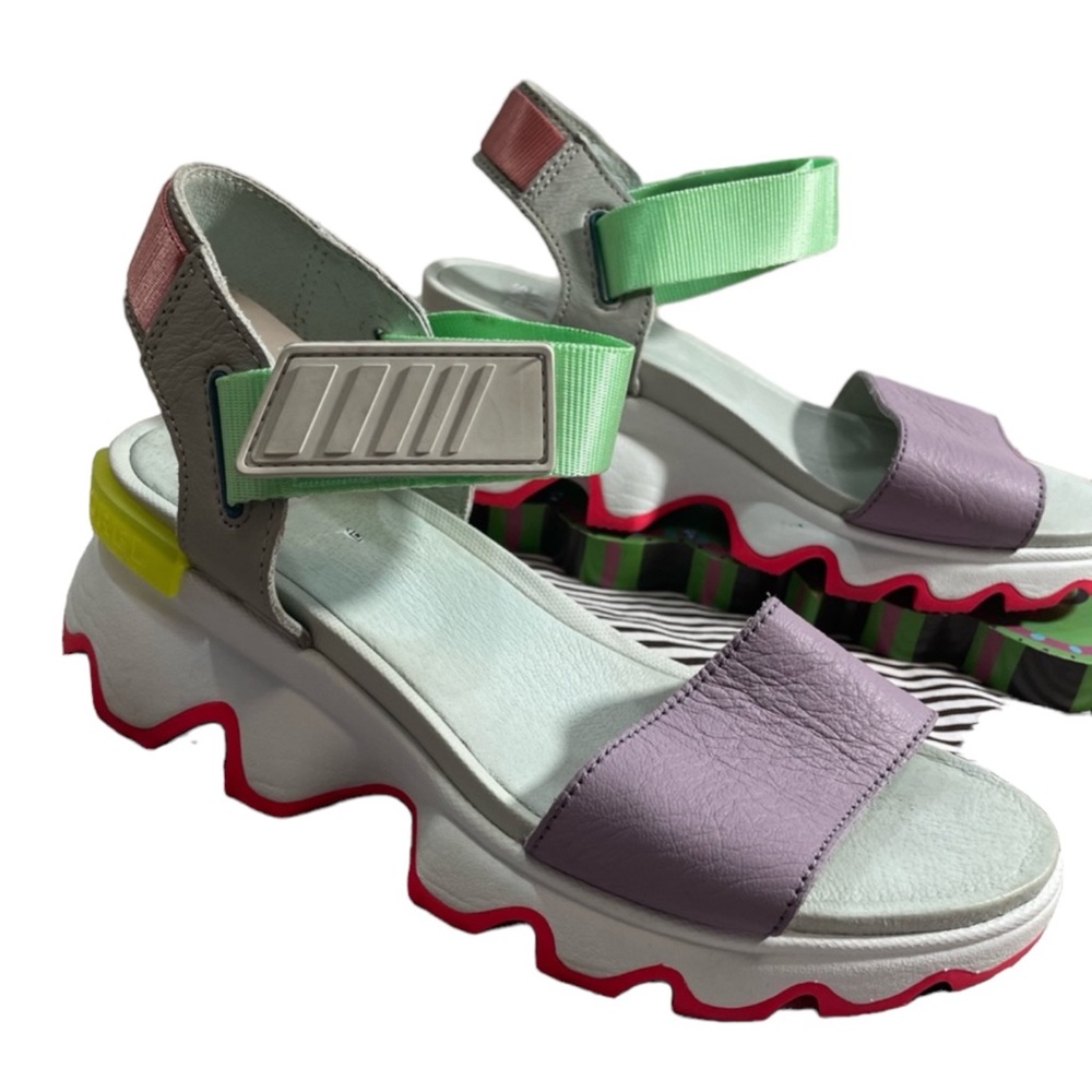 Sorel Kinetic Sandals